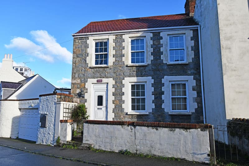 Esperance, 16 Les Amballes, St Peter Port