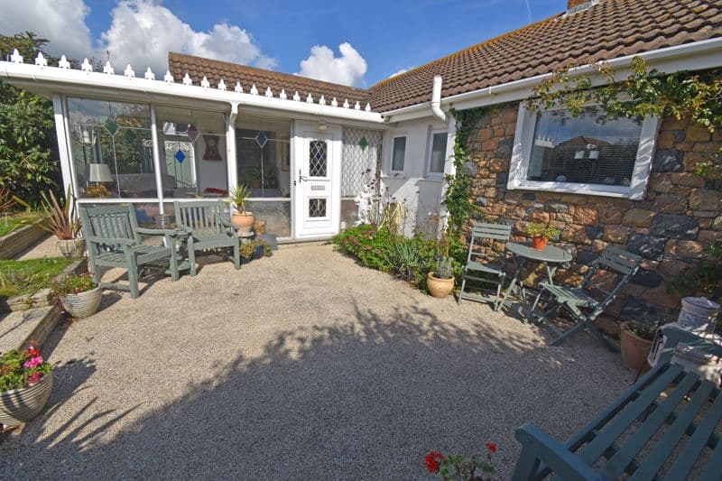 White Horses, Baugy Clos, Route de Jerbourg, St Martin