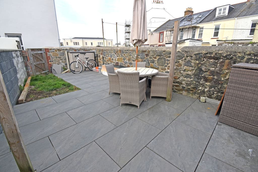 Llama, Belmont Road, St Peter Port